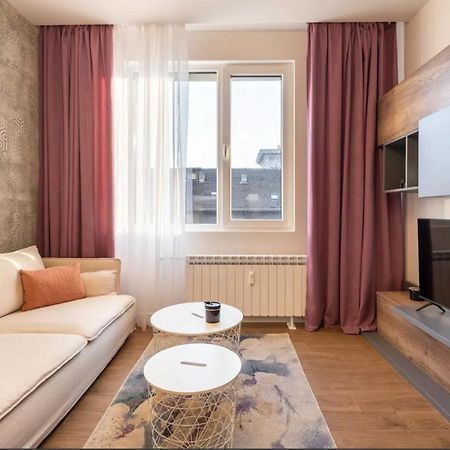 Stylish 1Bdr Central Apartment Sofia Eksteriør billede